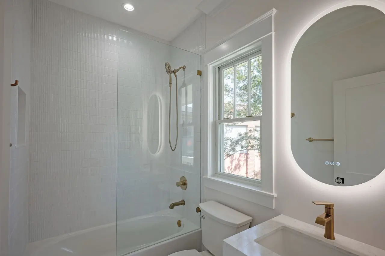 Guest house bath